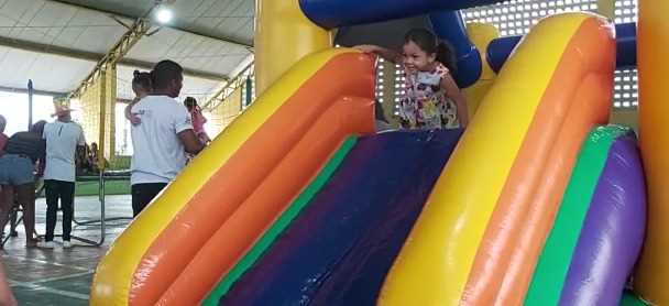 Camacã: Prefeitura leva diversão e alegria para as crianças de Camacã, distritos e povoados